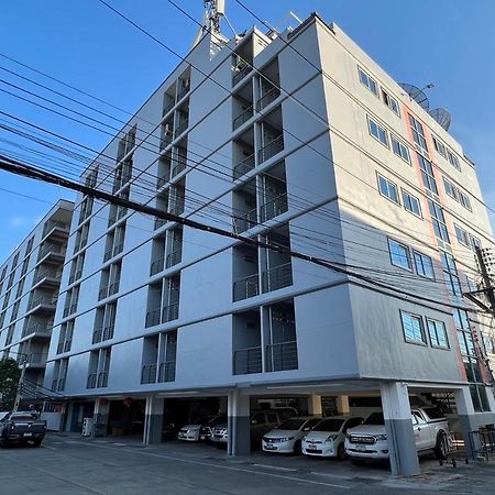 Neo Hotel Khon Kaen Extérieur photo