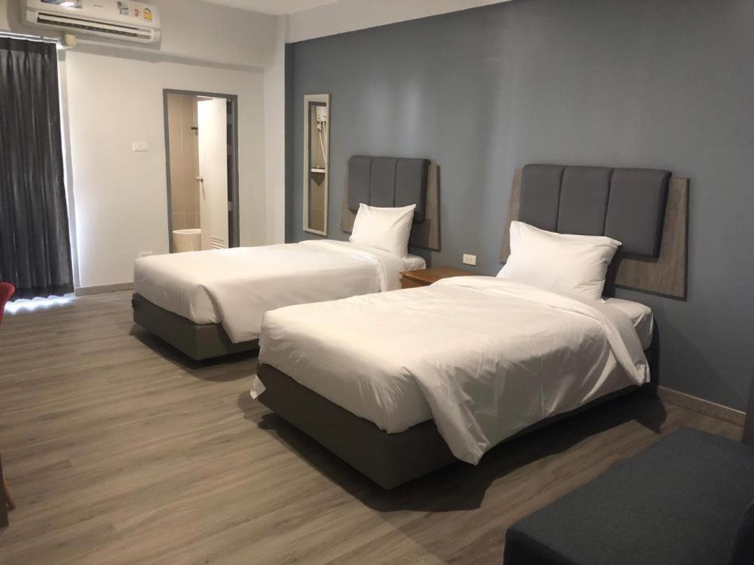 Neo Hotel Khon Kaen Extérieur photo