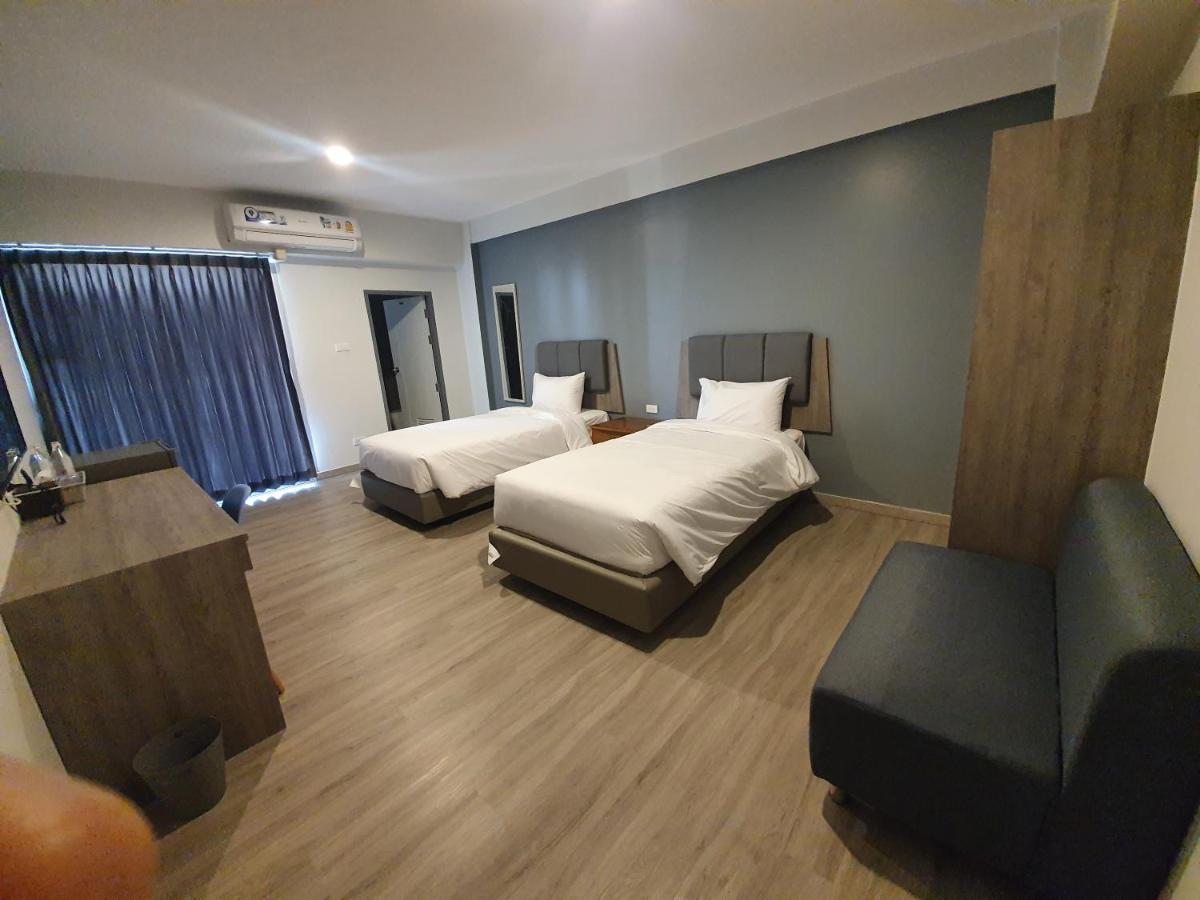 Neo Hotel Khon Kaen Extérieur photo